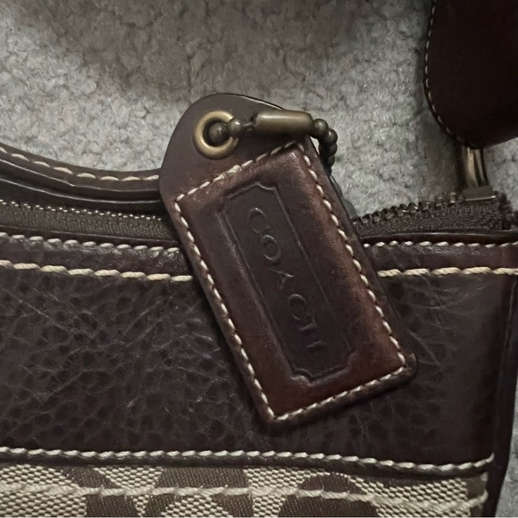 COACH VINTAGE PURSE! ✨ - Picture 2 of 4